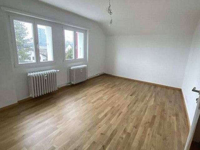 Mansardenzimmer in Pratteln zu vermieten