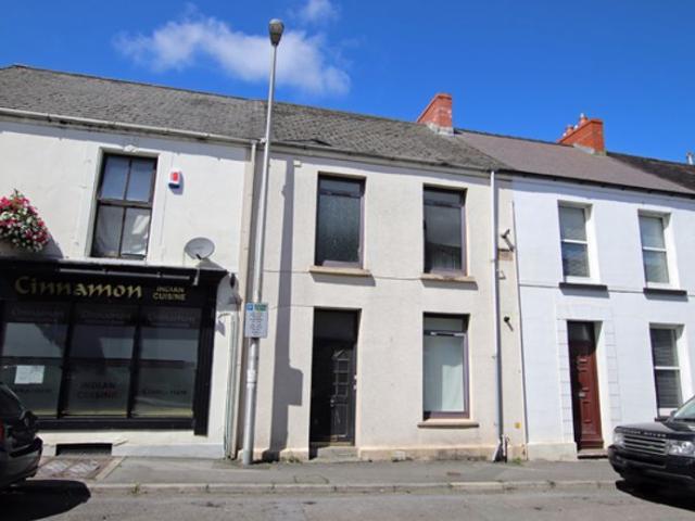 Mansel Street, Carmarthen SA31, 2 bed flat to rent, £650 pcm | PrimeLocation