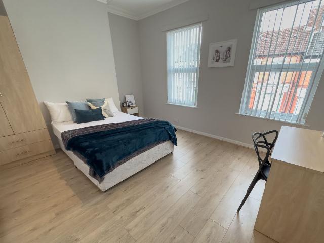 Mansell Road L6, 3 bed shared accommodation to rent, £672 pcm | PrimeLocation