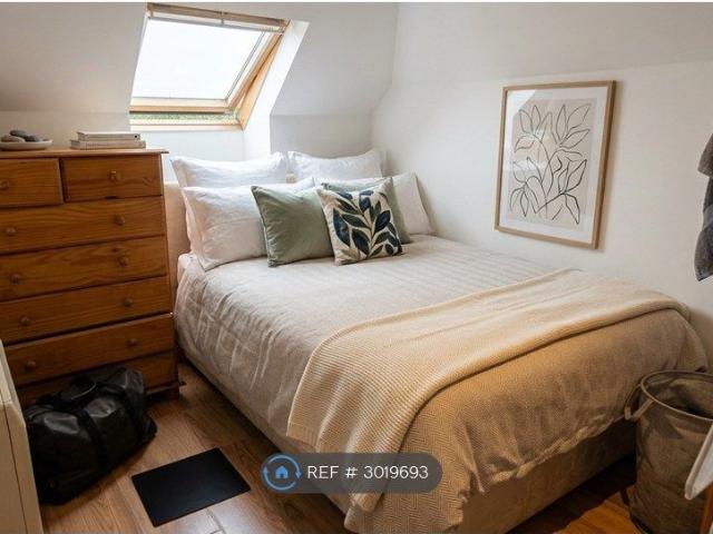Mansell Road, London W3, Studio to rent, £1,375 pcm | PrimeLocation