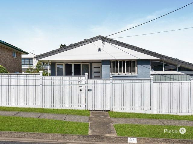 Mansfield Double School Catchment Live In, Invest or Build Your Dream Home