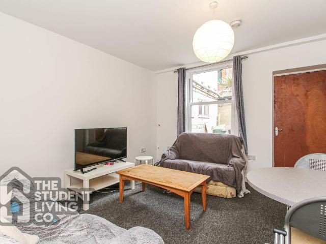 Mansfield Road, City Centre NG1, 5 bed shared accommodation to rent, £2,167 pcm | PrimeLocation