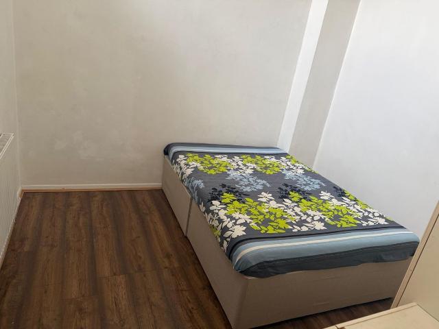 Mansfield Road, Ilford IG1, 2 bed detached house to rent, £2,000 pcm | PrimeLocation