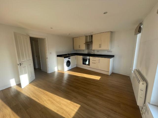 Mansfield Road, Nottingham NG5, 1 bed flat to rent, £695 pcm | PrimeLocation