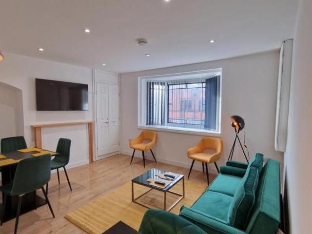 Mansfield Road, Sherwood NG5, 2 bed flat to rent, £900 pcm | PrimeLocation
