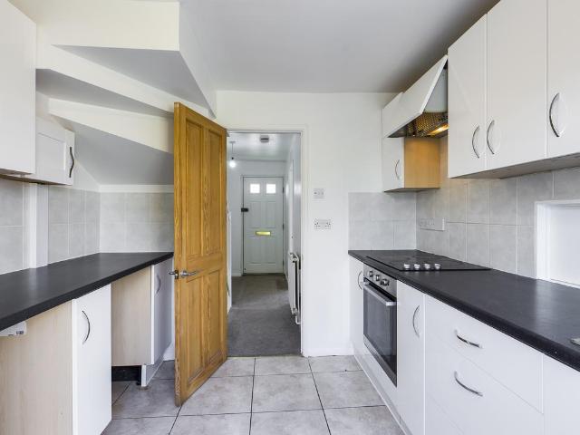 Mansfield Road, South Ham. 3 bed semi detached house to rent £1,400 pcm £323 pw