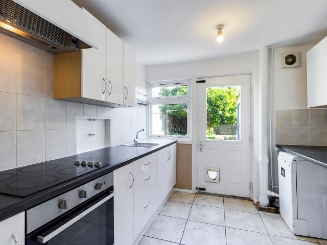 Mansfield Road, South Ham, Basingstoke RG22, 3 bed semi detached house to rent, £1,500 pcm | PrimeLocation