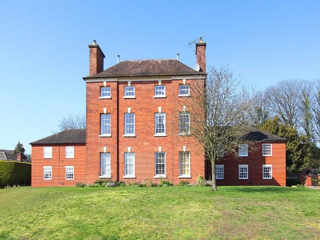 Mansion Court, Heath House Drive, Wolverhampton WV5, 1 bed flat to rent, £895 pcm | PrimeLocation