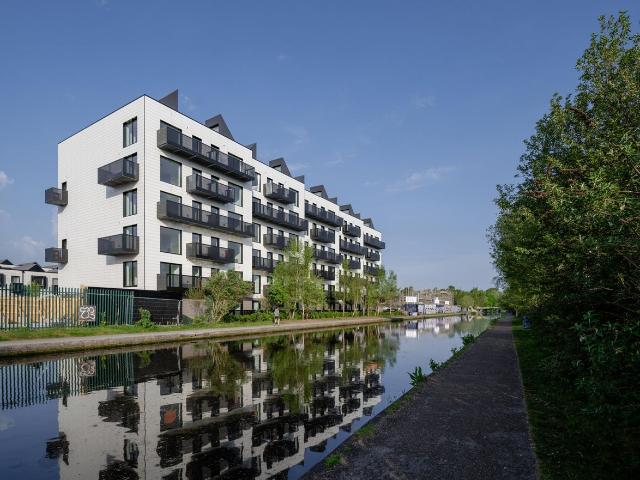 Mansion House, Port Loop, 44 South Loop Green B16, 2 bed flat to rent, £1,275 pcm | PrimeLocation