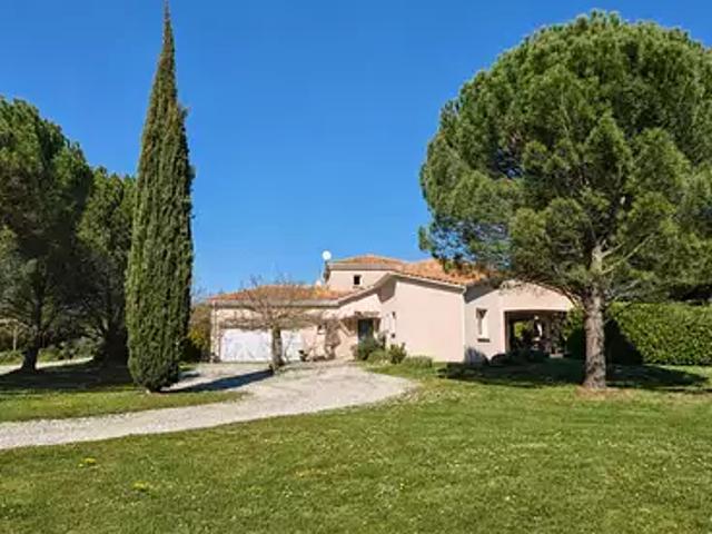Mansle 16230 Achat / Vente maison 6 pièces t6 jardin terrasse