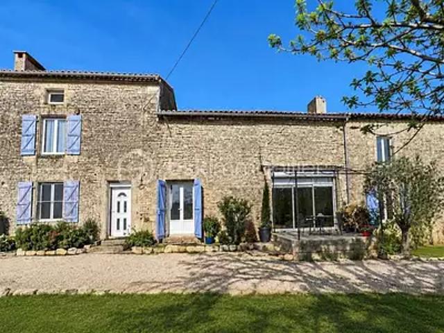 Mansle 16230 Achat / Vente maison 6 pièces t6 terrasse cave