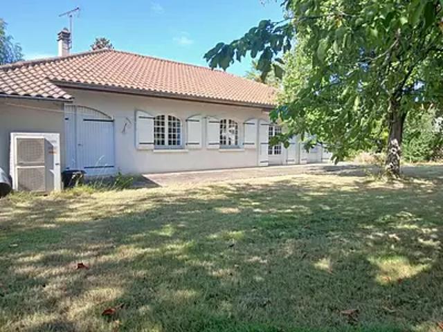 Mansle 16230 Achat / Vente maison 8 pièces t8 jardin