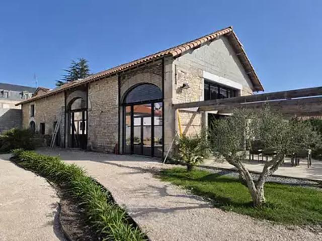 Mansle 16230 Achat / Vente maison 9 pièces t9 jardin terrasse