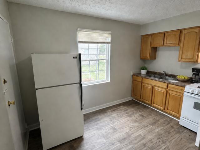 Manslick Apartments 2 Bedroom Apartment for Rent at 3604 Manslick Rd, Shively, KY 40215 Shively