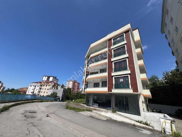 Mabel Topaloğlundan Bahçecikte Kiralık Sıfır Geniş Daire