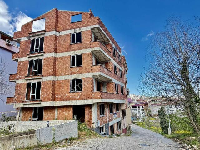 Mabel'den Acil Fiyatlı Ön Cephede Yol Cepheli Karkas 3+1 Daire