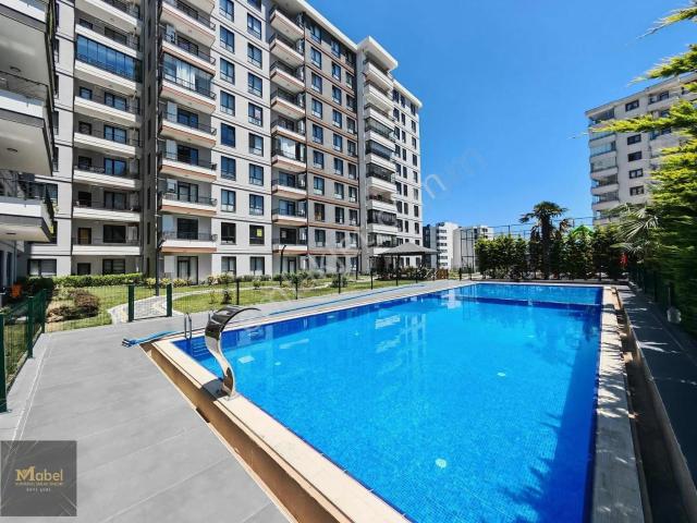Mabelden Çakır Towerda Havuzlu Lüks Yaşam Alanlı 3+1 Eşyalı