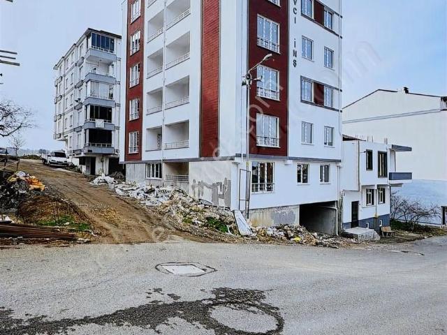Mabel'den Çarşı Merkezine Ve Sahile Çok Yakın Sıfır Daireler