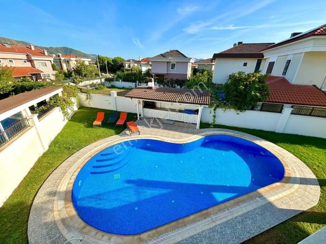 Mabel'den Marmaris'te 828m2 Arsa İçinde Müstakil Havuzlu Villa