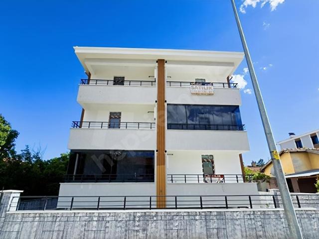 MABEL'DEN MERKEZİ KONUMLU SATILIK LÜKS 2+1 DAİRE