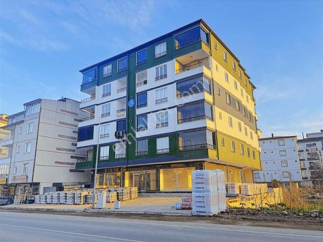 Mabel'dn Mrkzi Konmda Ana Yolda Oturum Hazır Lüks Daire