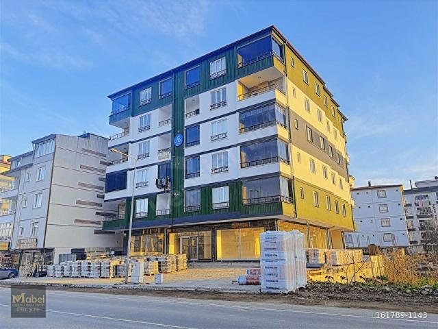 MABEL'DN MRKZİ KONMDA ANA YOLDA OTURUM HAZIR LÜKS DAİRE