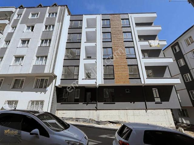 Mabel'dn Yalıya Ve Sahile Yakın Her Yere Aynı Mesafede 2+1 Daire