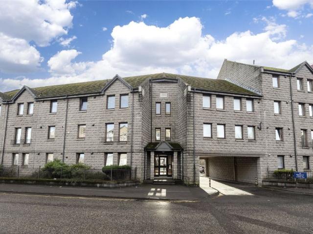Maberly Street, Aberdeen AB25, 2 bed flat to rent, £800 pcm | PrimeLocation