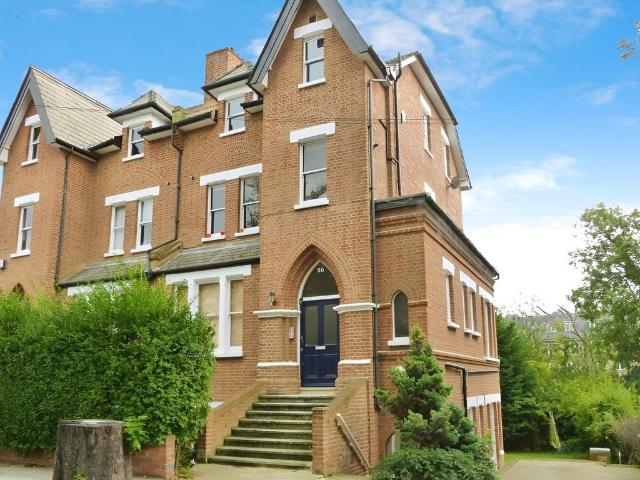 Maberley Road, London SE19 2 bed ground floor maisonette to rent £1,800 pcm £415 pw