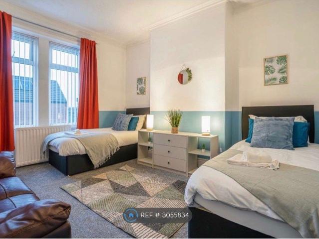 Macadam St, Gateshead NE8, 3 bed flat to rent, £995 pcm | PrimeLocation