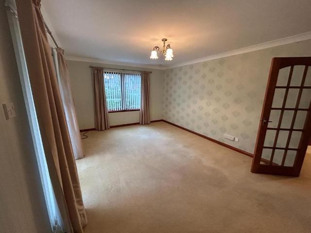 Macaulay Drive, West End, Aberdeen, AB15 2 bed flat to rent £925 pcm £213 pw