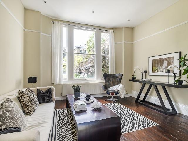 Macaulay Road SW4, 1 bed flat to rent, £2,700 pcm | PrimeLocation