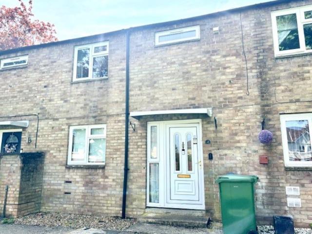 Macaulay Square, Calne SN11, 3 bed terraced house to rent, £1,250 pcm | PrimeLocation