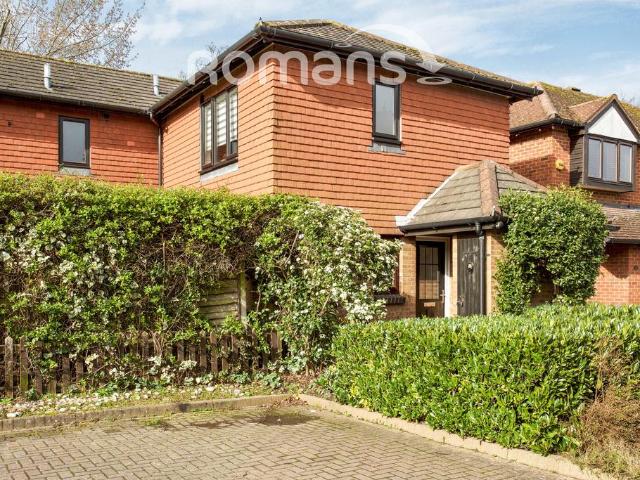 Macbeth Court, Warfield, Bracknell, RG42 1 bed flat to rent £1,150 pcm £265 pw
