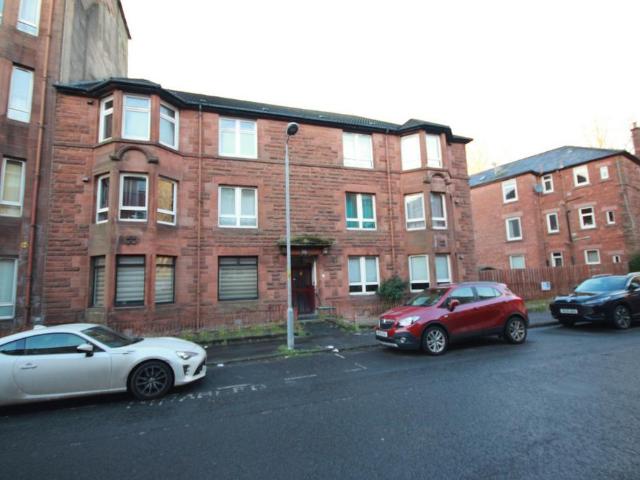 Macdougall Street, Glasgow, G43 2 bed flat to rent £995 pcm £230 pw