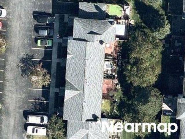 Macenroe Dr