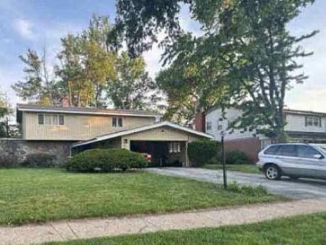 Macfarlane Cres