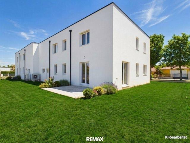 Mach es zu deinem Traumhaus Belagsfertige Doppelhaushälfte in Lassee