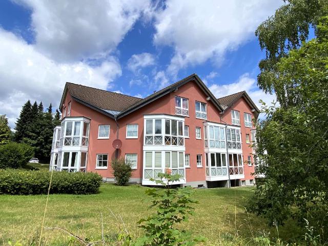 Machen Sie eine 3 Zimmer Wohnung daraus: Ruhige Lage, toller Blick, direkt an der Hasselkopfwiese