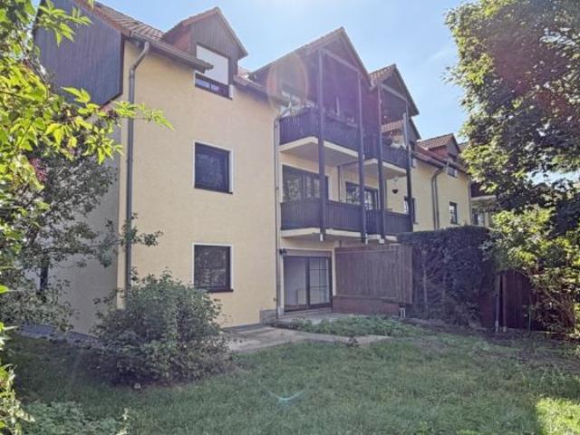 Machern: Ihr Zuhause mit Terrasse, Gartenglück und Souterrain sofort frei