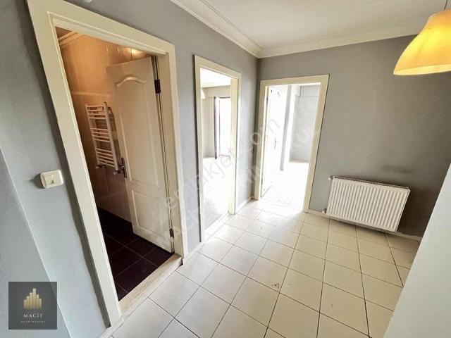 Macit'den Görükle'de Merkezi Konumda Eşyasız Kiralık Daire