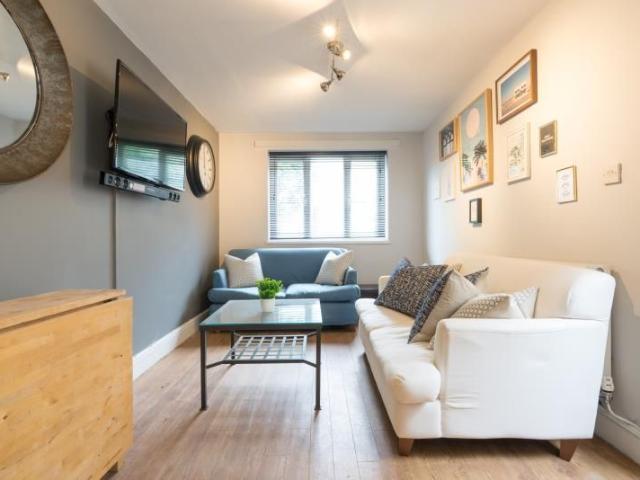 Mackintosh Place, Cardiff CF24, 7 bed shared accommodation to rent, £580 pppm | PrimeLocation