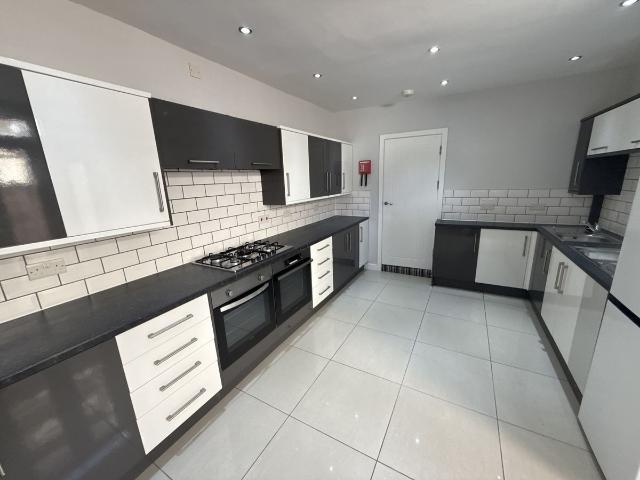 Mackintosh Place, Cardiff CF24, Cardiff, 7 bed terraced house to rent, £4,025 pcm | PrimeLocation