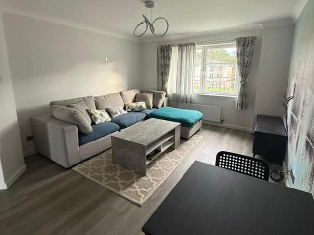 Mackie Place, Westhill, AB31 3 bed flat to rent £1,150 pcm £265 pw
