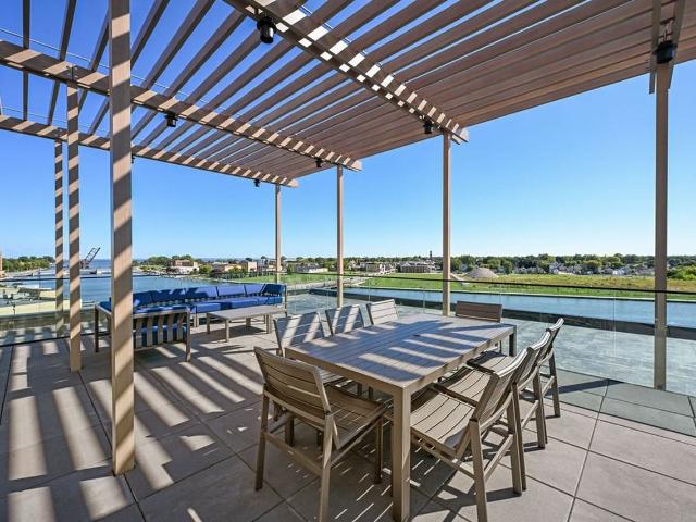 Mackson Corners Waterfront Studio Apartment for Rent at 417 Marion Rd, Oshkosh, WI 54901