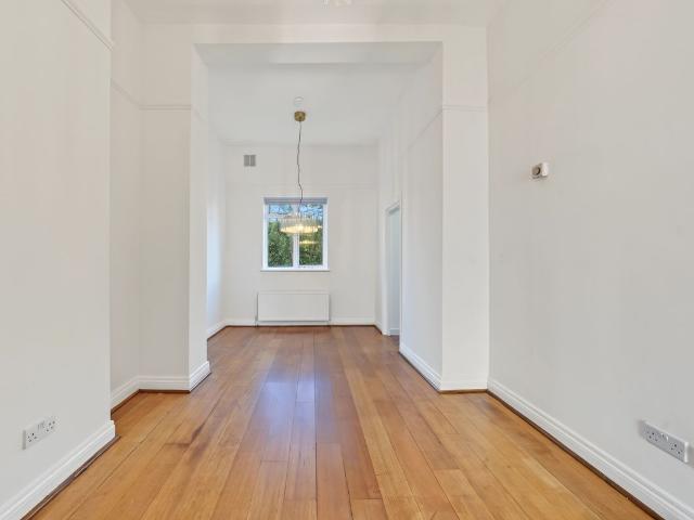 Maclise Road, London W14, 2 bed flat to rent, £2,750 pcm | PrimeLocation