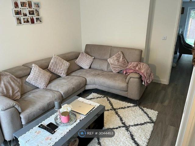 Maclure Road, Gravesend DA11, 3 bed terraced house to rent, £2,100 pcm | PrimeLocation