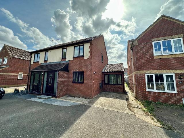 Macpherson Robertson Way, Mildenhall, Bury St. Edmunds IP28, 3 bed property to rent, £1,390 pcm | PrimeLocation