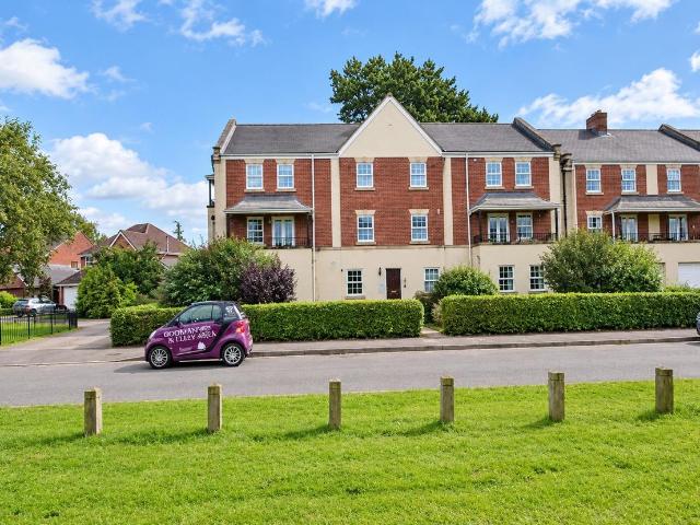 Macrae Road, Ham Green, Bristol BS20, 2 bed flat to rent, £1,350 pcm | PrimeLocation