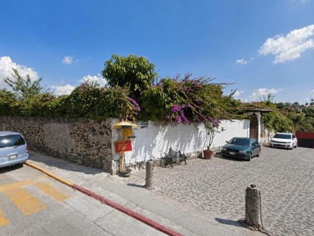 Macro Lote en Barranca con Doble Acceso y Alto Potencial Constructivo | San Antón Cuernavaca